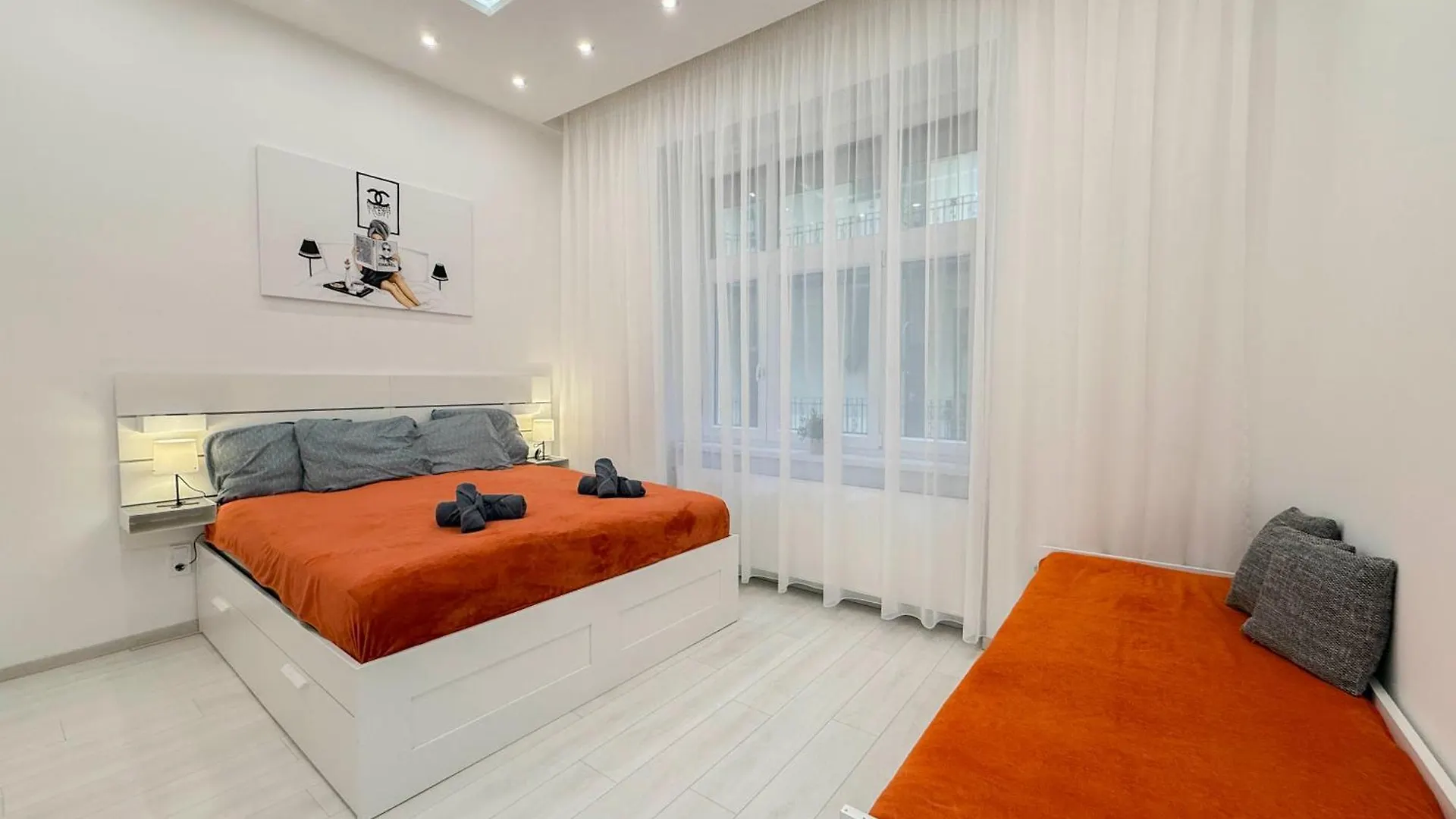Apartment Izabellas Luxury Suite Downtown Budapest